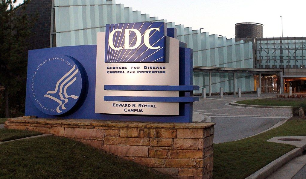 CDC paralajmëron për “periudhën më të vështirë” të shëndetit publik në SHBA