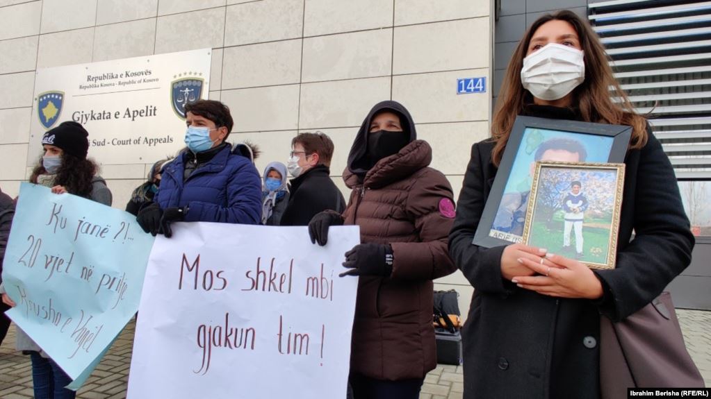 Gjykata ul dënimin e serbit, banorët e Krushës në protestë