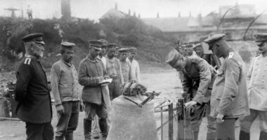 E vodhën nazistët para 77 vitesh, kambana historike kthehet në Poloni