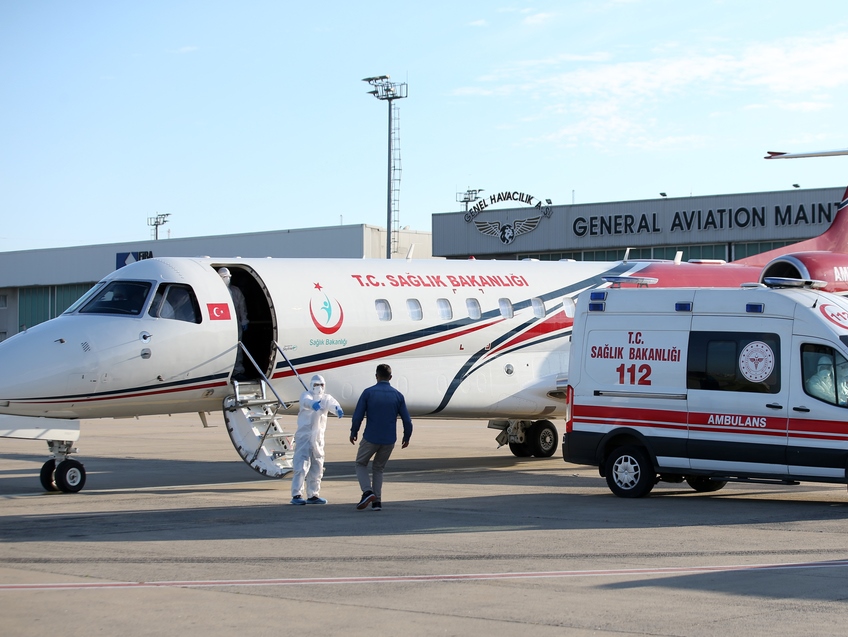 Turqia shtrëngon masat, Ministria e Jashtme: Ata që s’kanë test PCR nuk do lejohen të hipin në avion