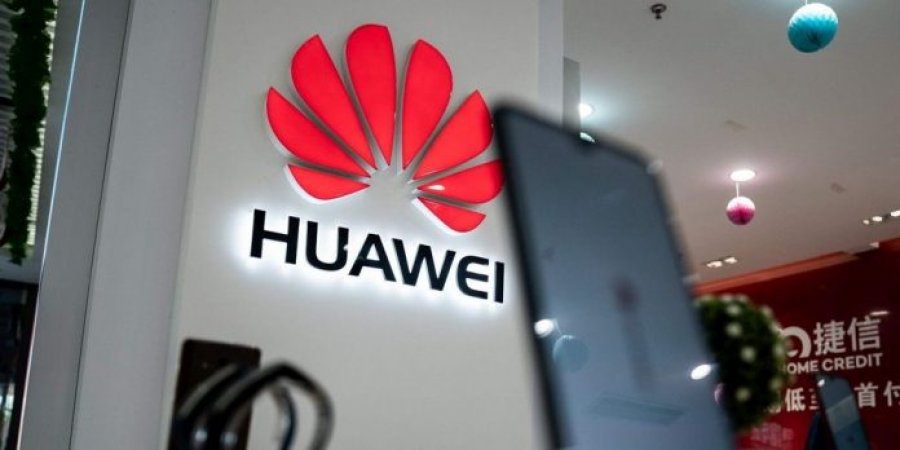 “Huawei” hap fabrikën e parë të prodhimit jashtë Kinës