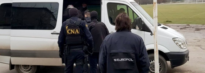 Europol shkatërron 25 banda të kontrabandës së ilaçeve në Holandë