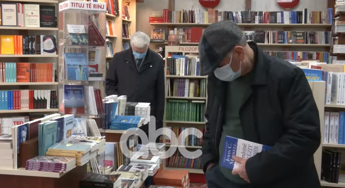 Pandemia rrit me 30% interesin për librin, ndër më të shiturit: Dashuri në kohërat e kolerës