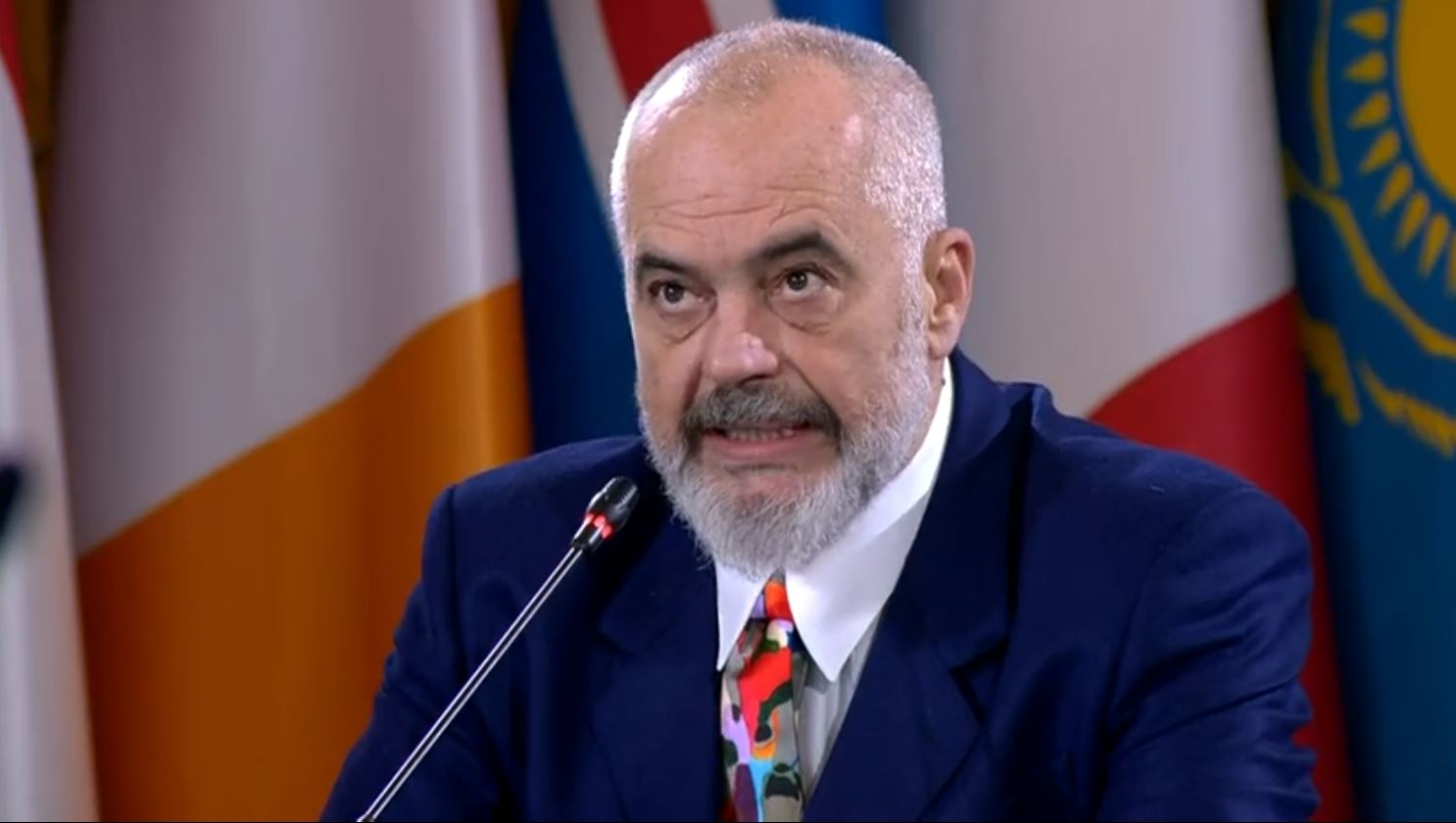 Rama: S’do lemë gur pa lëvizur që vaksina e COVID-19 të jetë në Shqipëri, rrugës për në SHBA