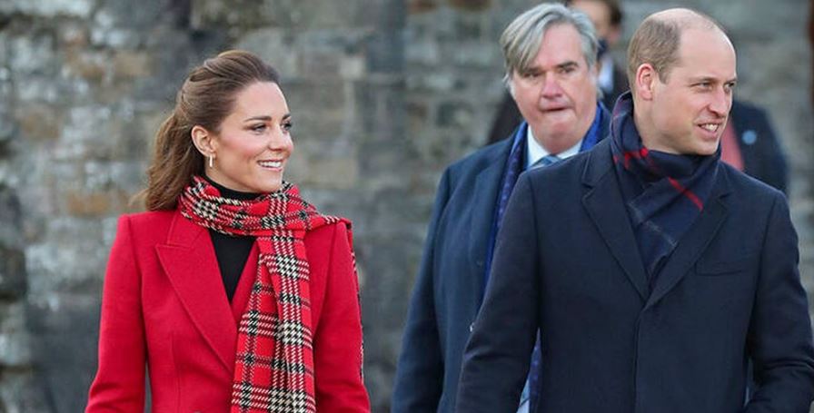 Arsyeja e pabesueshme që Kate Middleton nuk e heq pallton