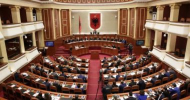 Kuvendi voton Evgjeni Basharin si kryetare e ILDKPKI