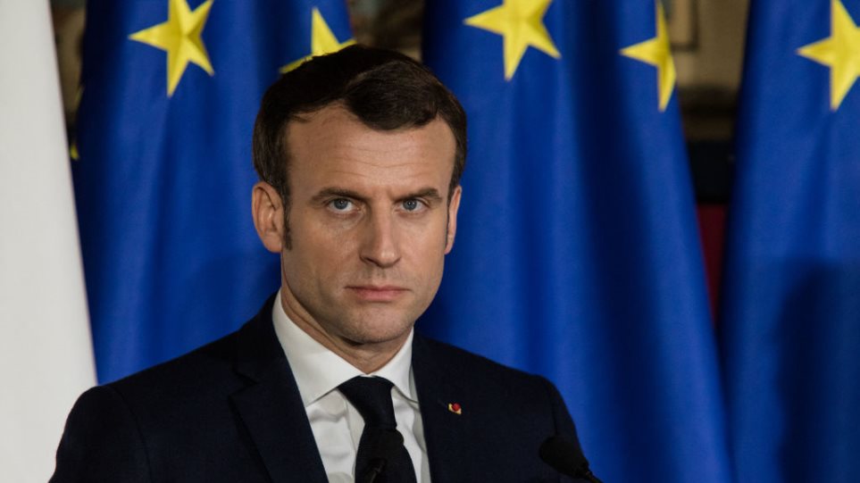 Macron: Erdogan kufizon lirinë e popullit turk