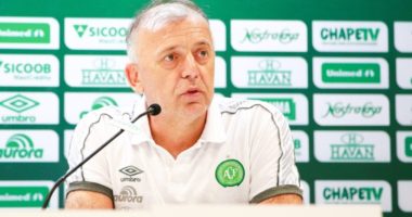 Shuhet presidenti i Chapecoense, COVID-19 e mposht pas dy javësh