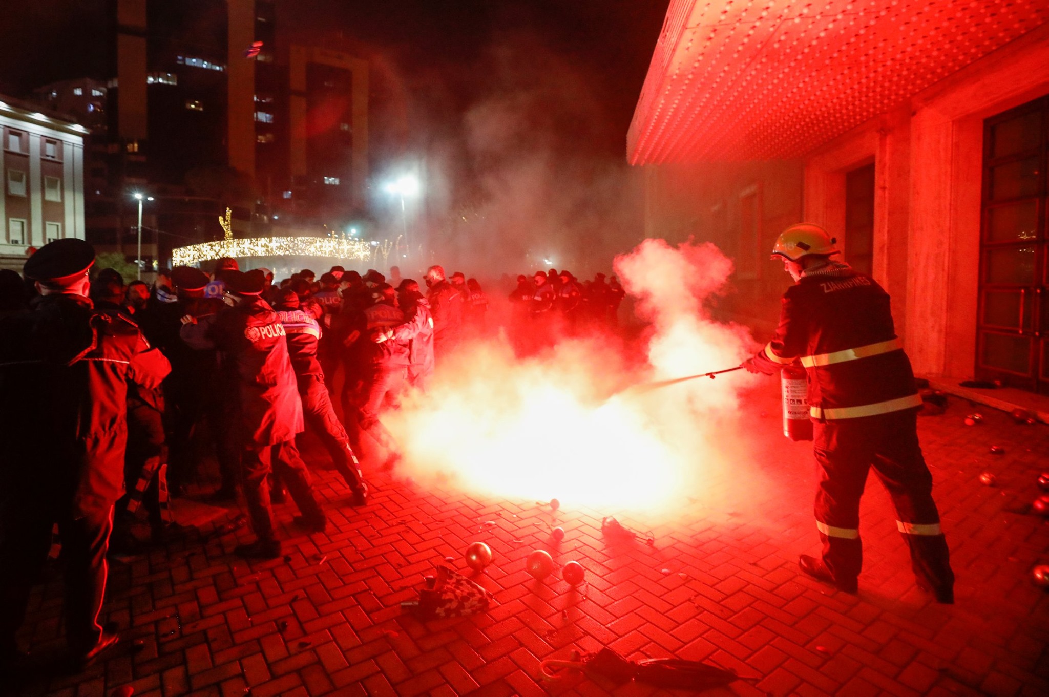 PDIU: Protesta e brezit të ri të zhgënjyer dhe i keqtrajtuar, ka zbuluar fytyrën e një shteti policor