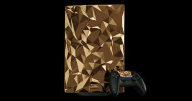 I veshur me ar, PlayStation-i që kushton 1 milion euro