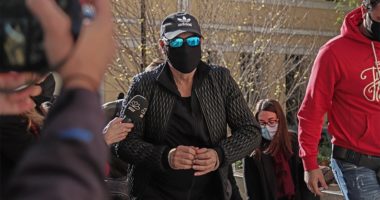 Si e kaloi natën në burg këngëtari i madh grek? Flet avokati i Notis