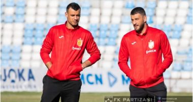 VIDEO/ Gafë e rëndë, portieri Aldo Teqja vë duart në kokë