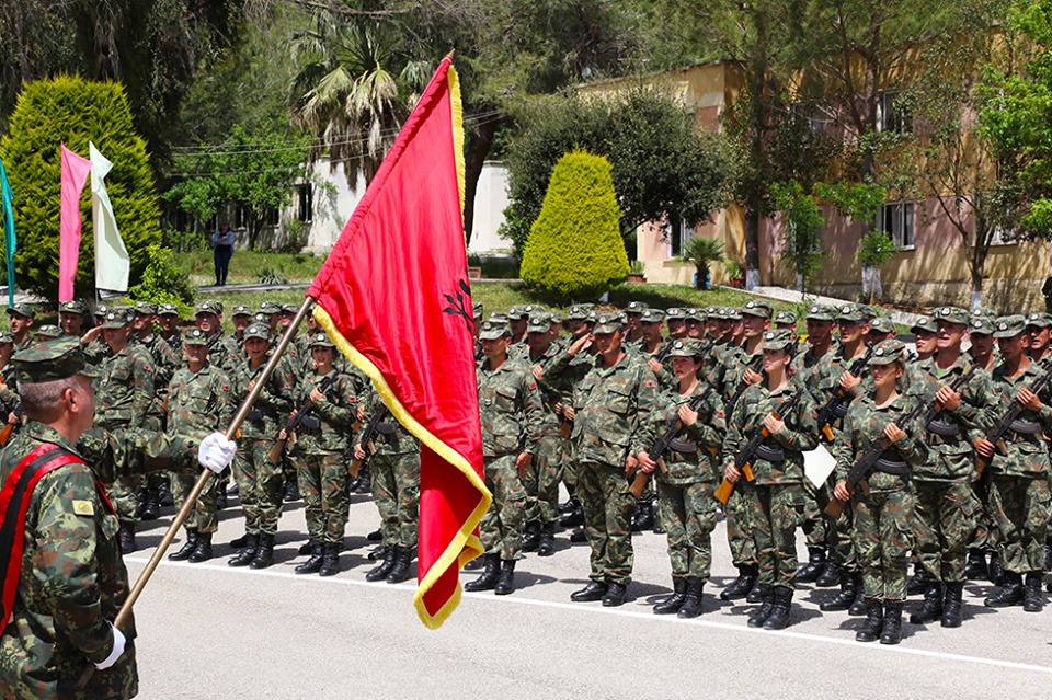 FA reagon pas akuzave të PD: Xhaçka ka përdorur helikopterin vetëm 4 herë për një vit