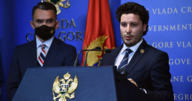 Abazoviç: Nuk jam kryeministër, regjimi i Gjukanoviçit nuk mund të shpërbëhet shpejt