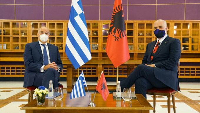 Zhvillimet e fundit, Nikos Dendias dhe Rama bisedë telefonike