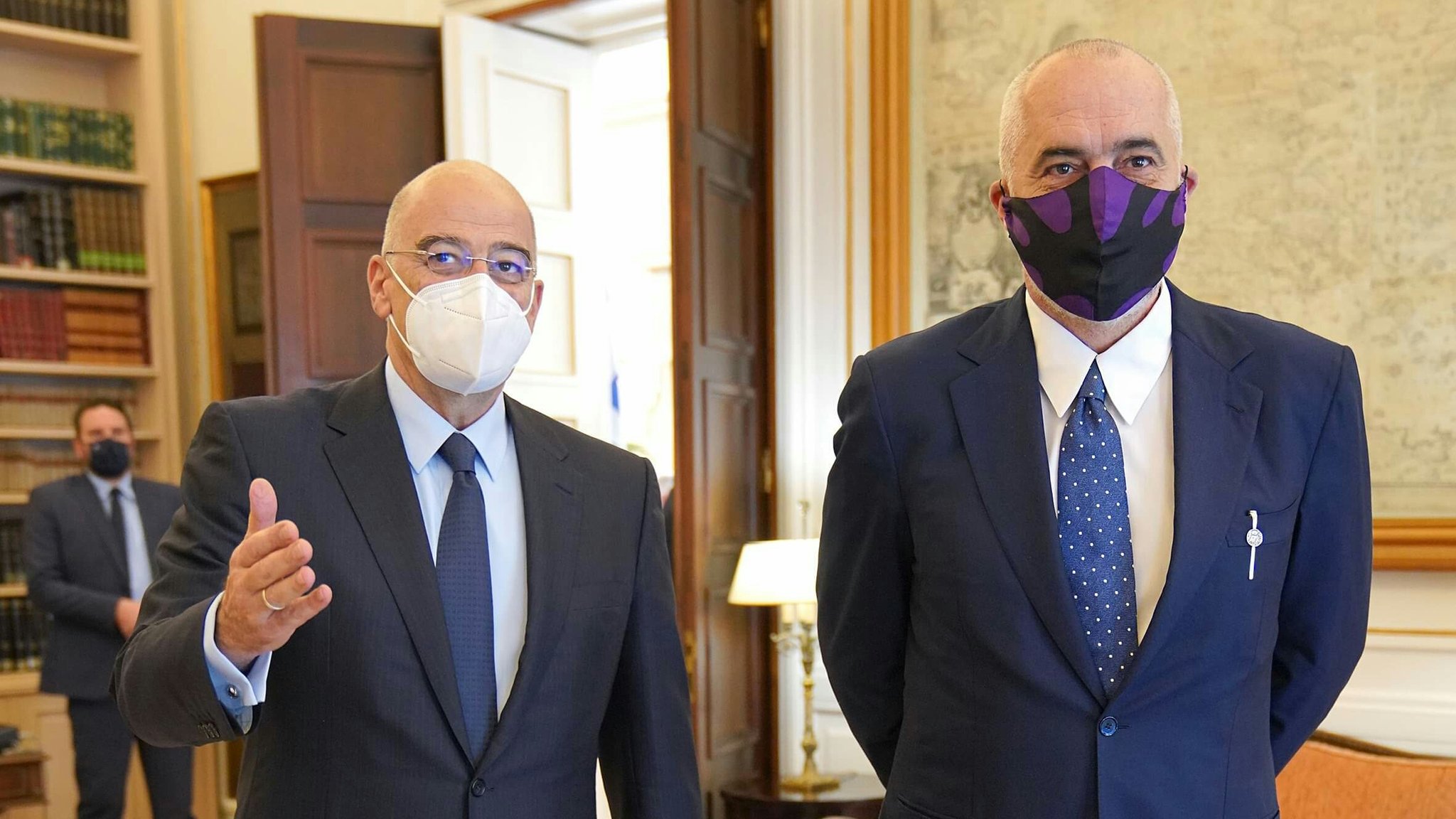 Ministri grek nxjerr foto nga takimi me Ramën: Çfarë u diskutua