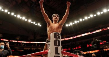 VIDEO/ Campbell në gjunjë me një goditje, “King Ry” kampion bote në WBC