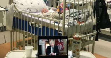 Tre muaj nga lindja, djali i aktores së njohur infektohet me Covid dhe shtrohet në spital