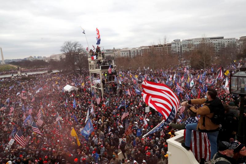 Sulmi mbi Capitol Hill, rrjedhojë logjike e degradimit të demokracisë amerikane vitet e fundit