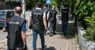 Drejtori i Inspektimit në Prishtinë: Ligji vlen për të gjithë, gjobë 2,000 euro për tubimet politike