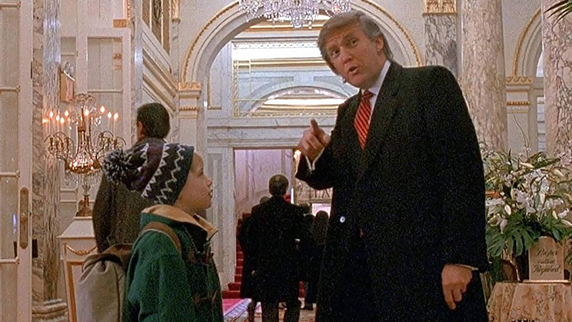 Pas bllokimit të rrjeteve sociale, fansat e “Home Alone” kërkojnë censurimin e Trump nga filmi