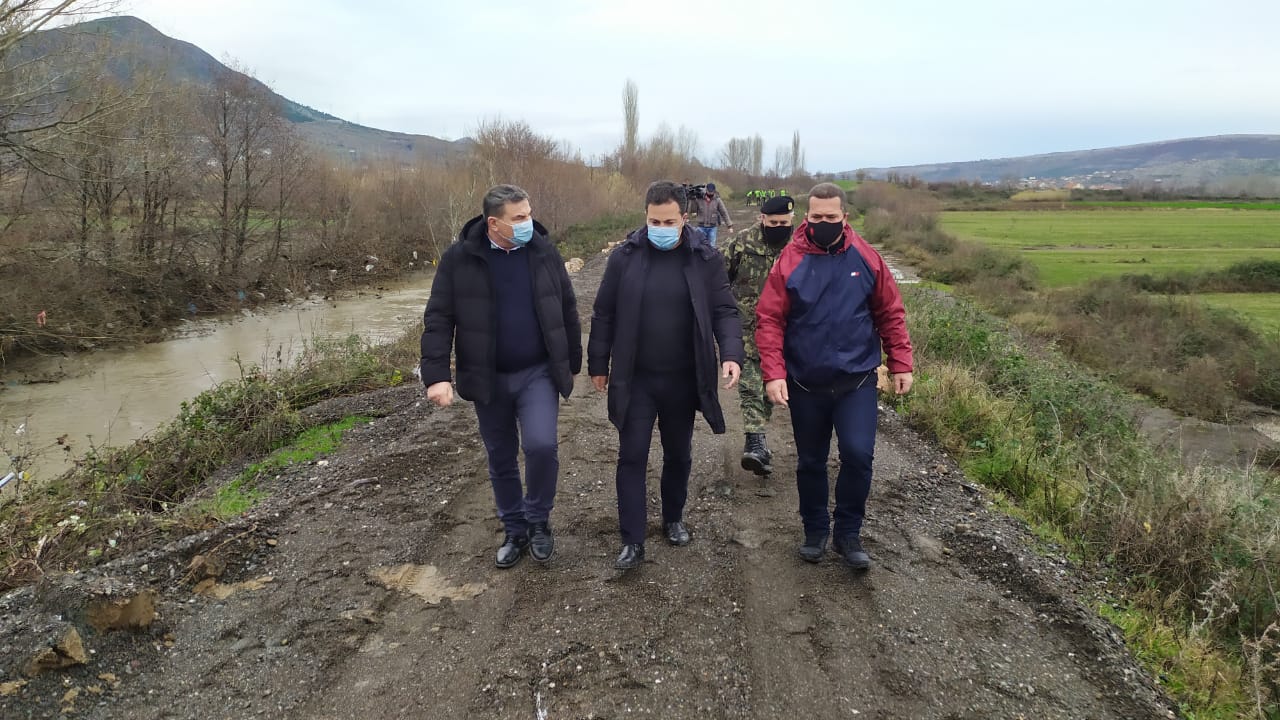 Peleshi nga Lezha: Tani pushoi edhe shiu, situata nën kontroll