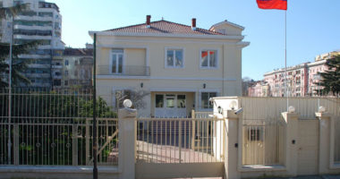 Shqipëria i dha 72 orë, si janë dëbuar diplomatët rusë në Europë gjatë viteve të fundit