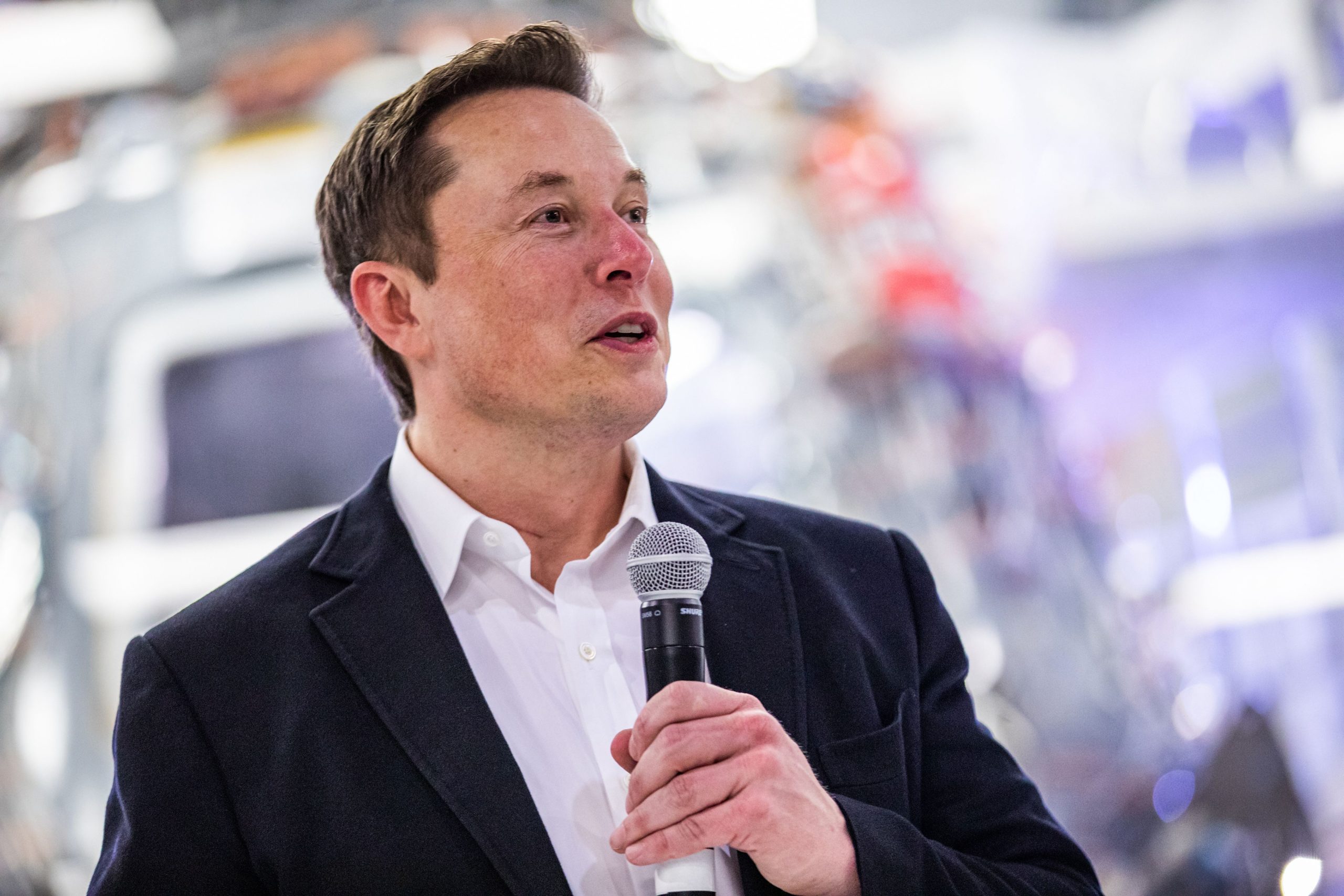 Elon Musk këshilla për CEO-t: Mos shpenzoni kohë për konferenca dhe PowerPoint