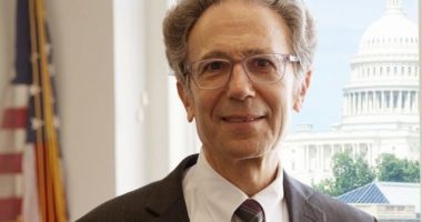 Drejtori i USAGM jep dorëheqjen