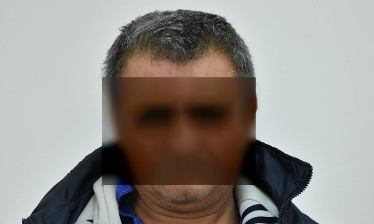 Arrestohet shqiptari në Pire, policia: Përdhunoi një të mitur