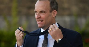 Britania propozon armëpushim në zonat e konfliktit për të lejuar vaksinimin