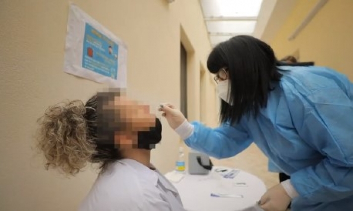 Nëse jetoni në Tiranë, këto janë pikat ku duhet të drejtoheni për të kryer testin e shpejtë