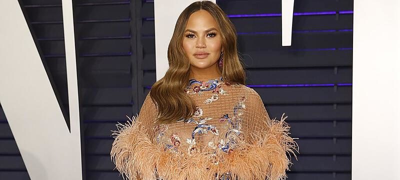 Në ditën që do të vinte në jetë, Chrissy Teigen përkujton bebushin e ndjerë