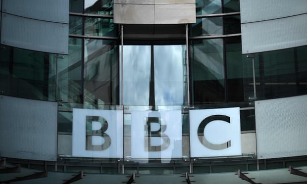 Pekini dhe Hong Kong i heqin licencën BBC