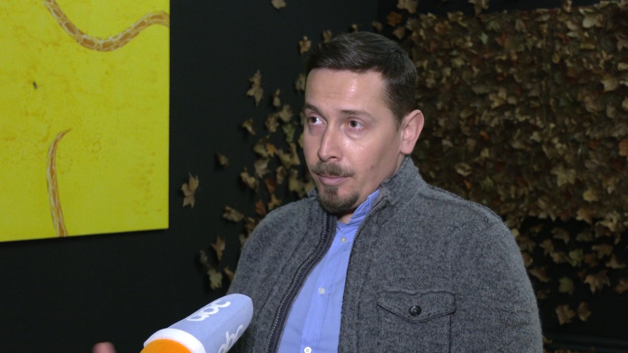 Oltsen Gripshi tragjedinë e kthen në një vepër arti, u jep vlera muzeale sendeve që la pas tërmeti