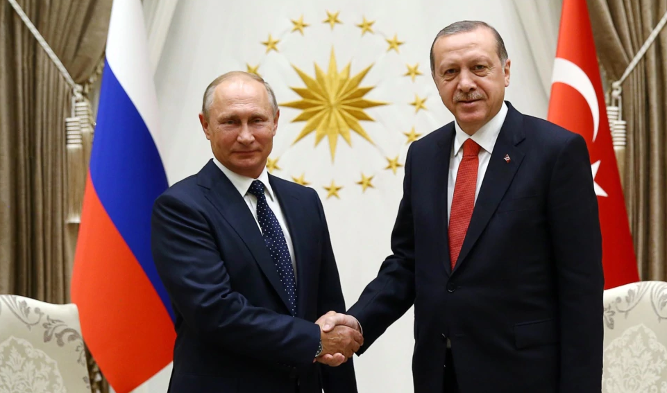 Gazeta greke: Erdogani në aleancë me Putinin, pse “cari” nuk vjen të na vizitojë
