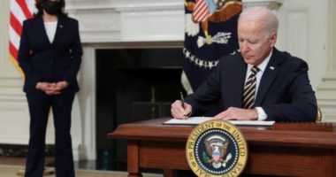 Biden shfuqizon vendimin e Trump për Green Card