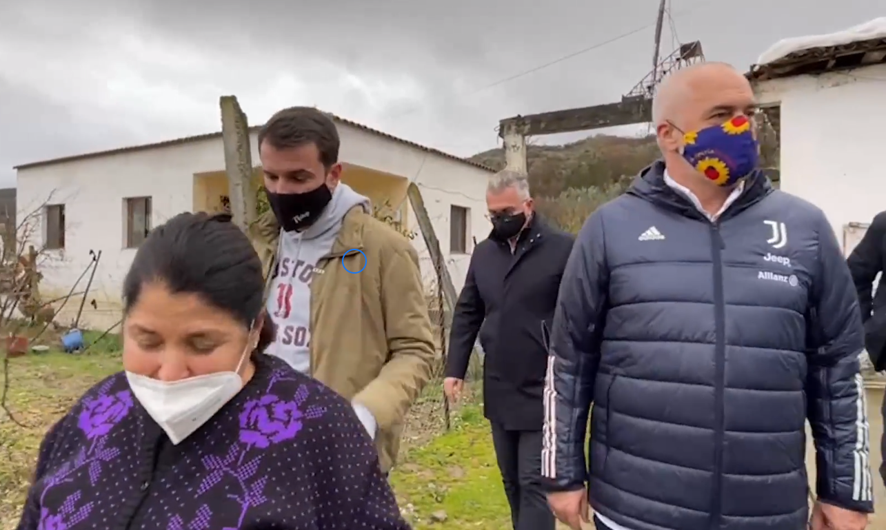 Banorja në Ndroq i zgjat dorën Ramës: Le ta marr COVID-in prej teje, ti je qytetar o non