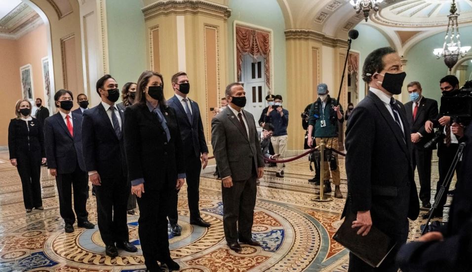 Ish-Presidenti Trump hedh poshtë kërkesën për të dëshmuar në gjyqin e Senatit