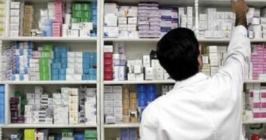 Farmacistët thirrje qeverisë: Na vaksinoni edhe ne, jemi në vijën e parë të rrezikut nga COVID-19