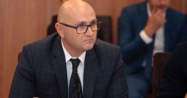 Dëm 1.6 milion dollar përmes skemës së mashtrimit, ia hedh paq Klodian Gradeci