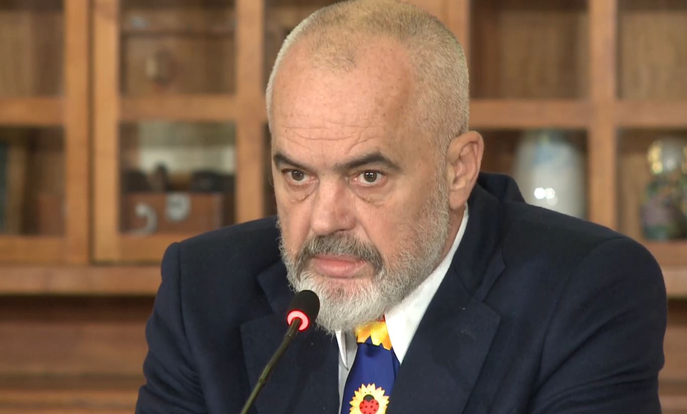 Trajtimi në banesë, Rama: Farmacitë po bëjnë biznes me të sëmurët