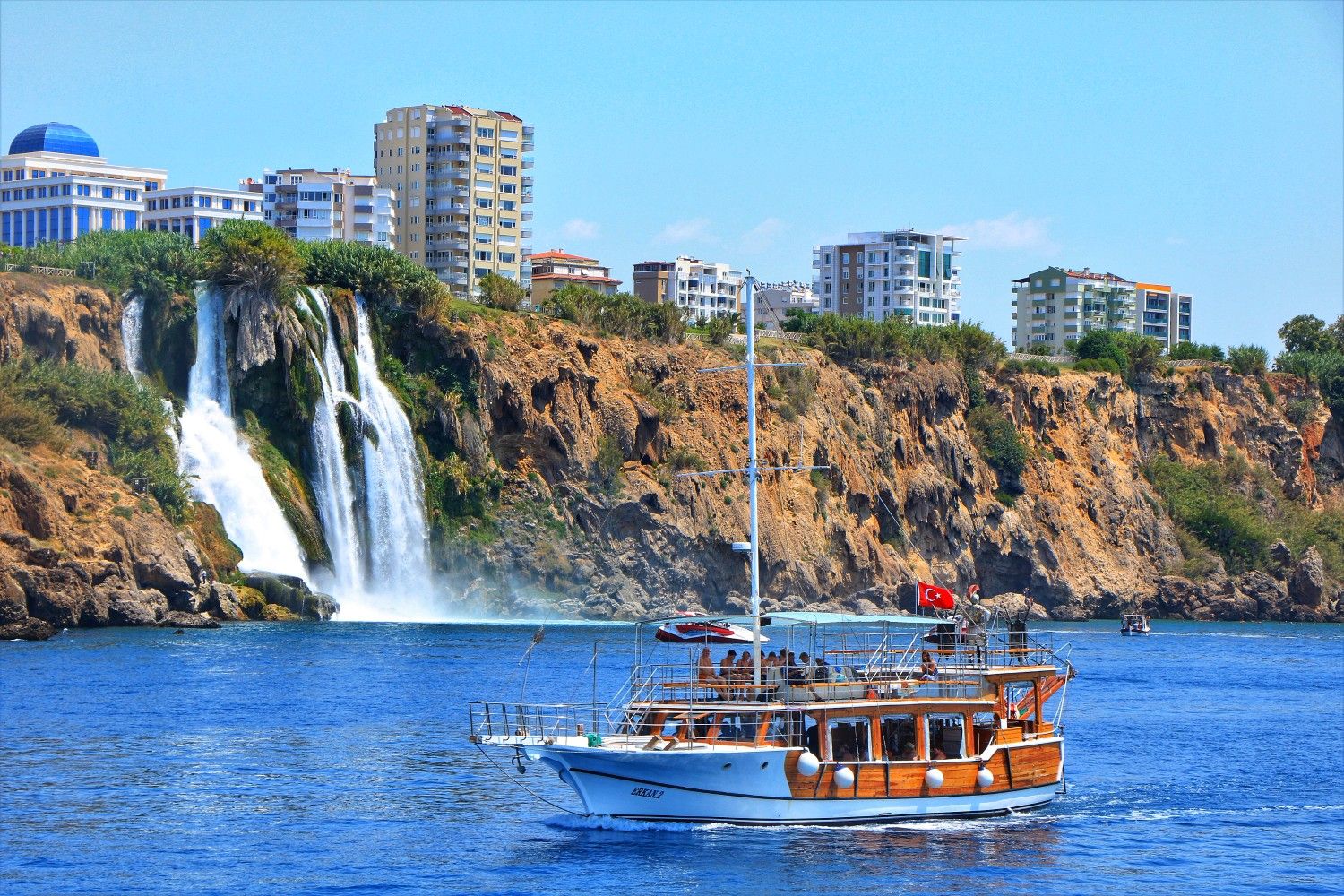 Pushime në kohë pandemie, shqiptarët nuk hoqën dorë nga Antalia