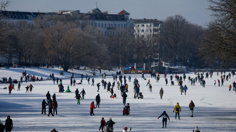 Mot siberian në Gjermani, termometri shënon -28 gradë