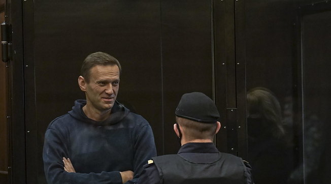 Navalny në seancën gjyqësore: Kërkoj të lirohem