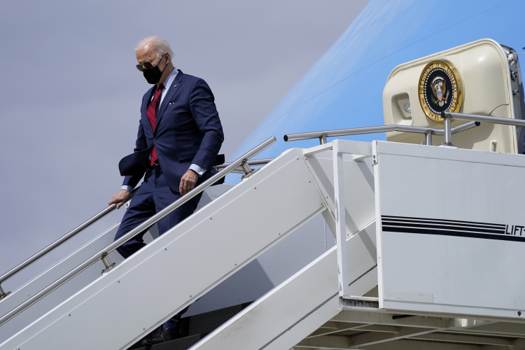 Brishtësia e Biden e vendos SHBA në disavantazh diplomatik