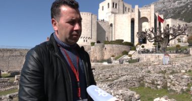 Kalaja e Krujës vazhdon të vizitohet edhe në pandemi, 4 mijë turistë për 2 muajt e parë të vitit