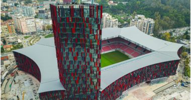 Mediat greke: Finalja e madhe mund të luhet në “Air Albania”