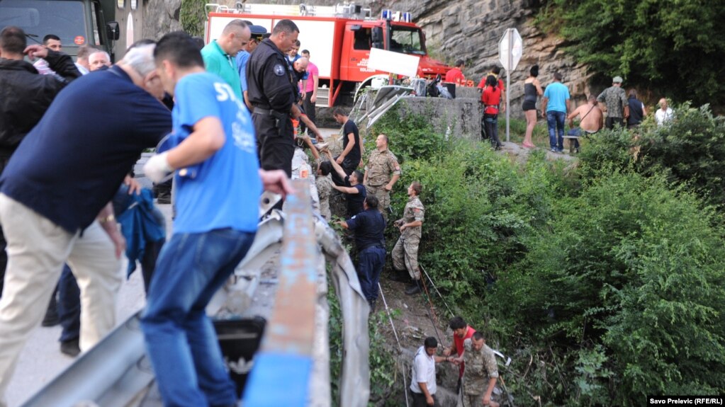 Rrëzohet autobusi ukrainas në Poloni, humbin jetën 6 persona plagosen 41 persona