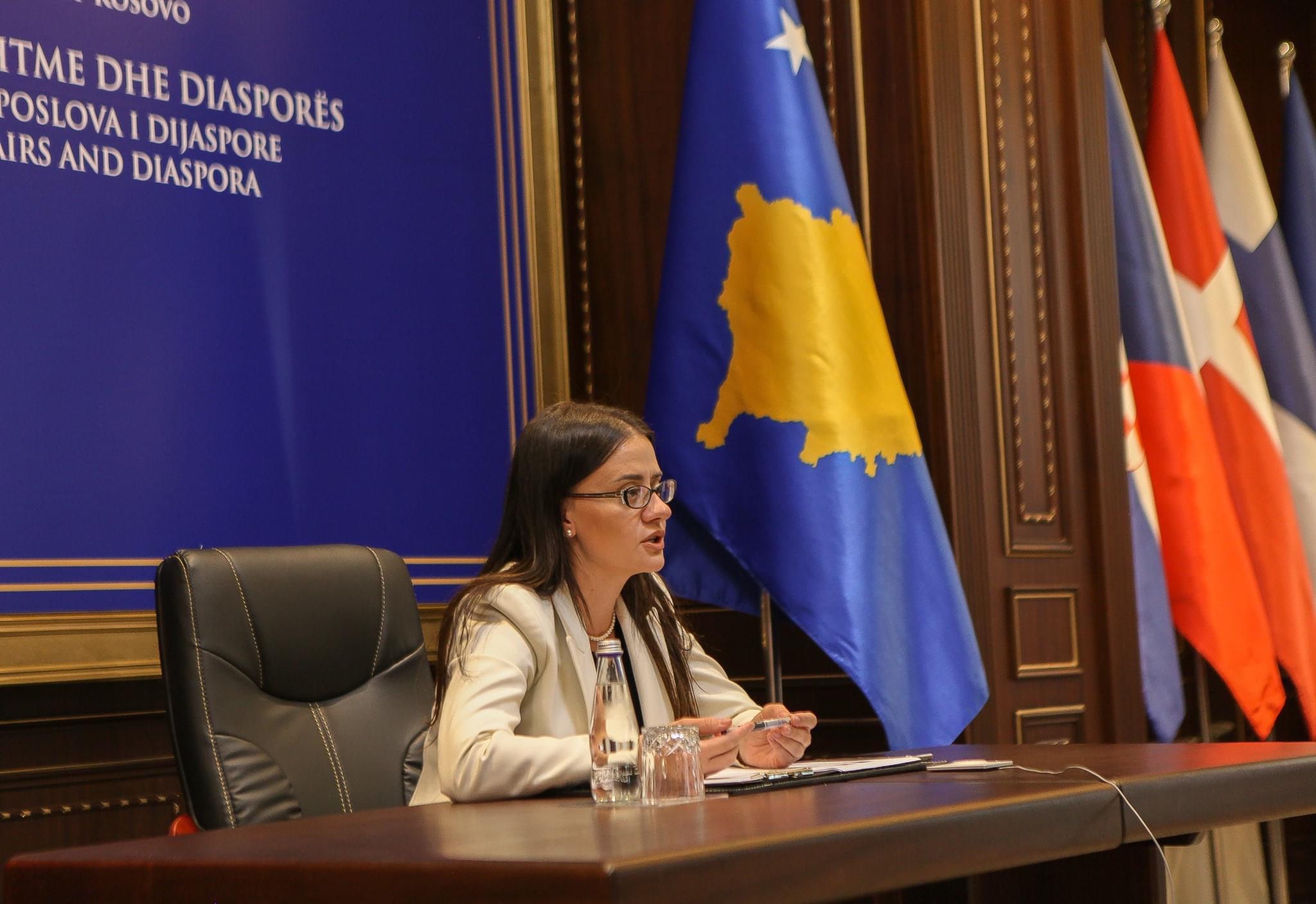 Meliza Haradinaj-Stublla jep dorëheqje nga ministria dhe AAK-ja